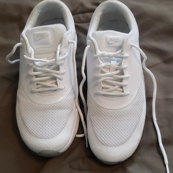 Nike Shoes - Womens Nikes